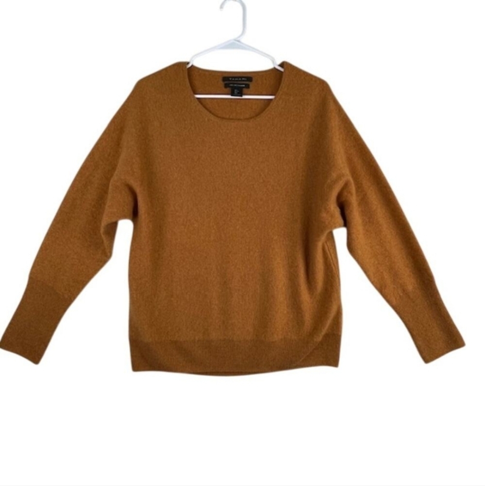 Tahari 100% Cashmere Crew Neck Sweater